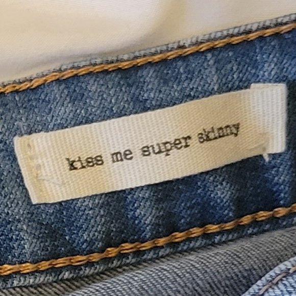 Jessica Simpson Kiss Me Skinny embroidered sequins bermuda shorts. Sz: 29 - Picture 7 of 9